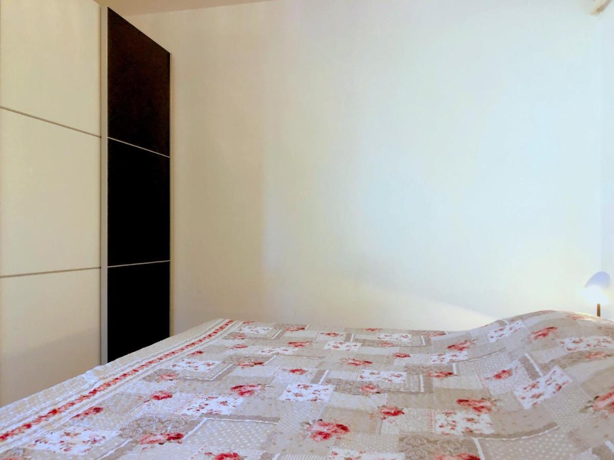 Miramar Gardenn Apartmment Banjol Kültér fotó