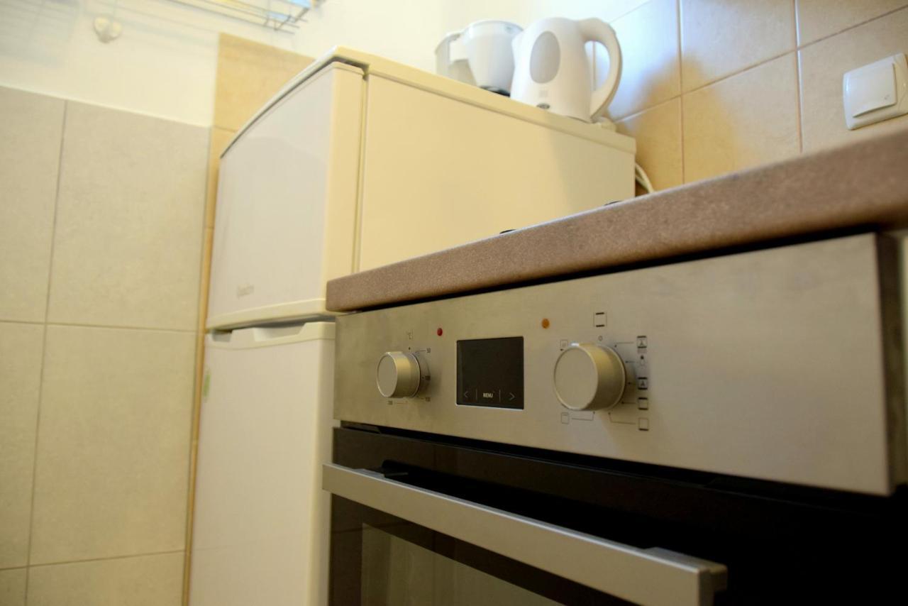 Miramar Gardenn Apartmment Banjol Kültér fotó