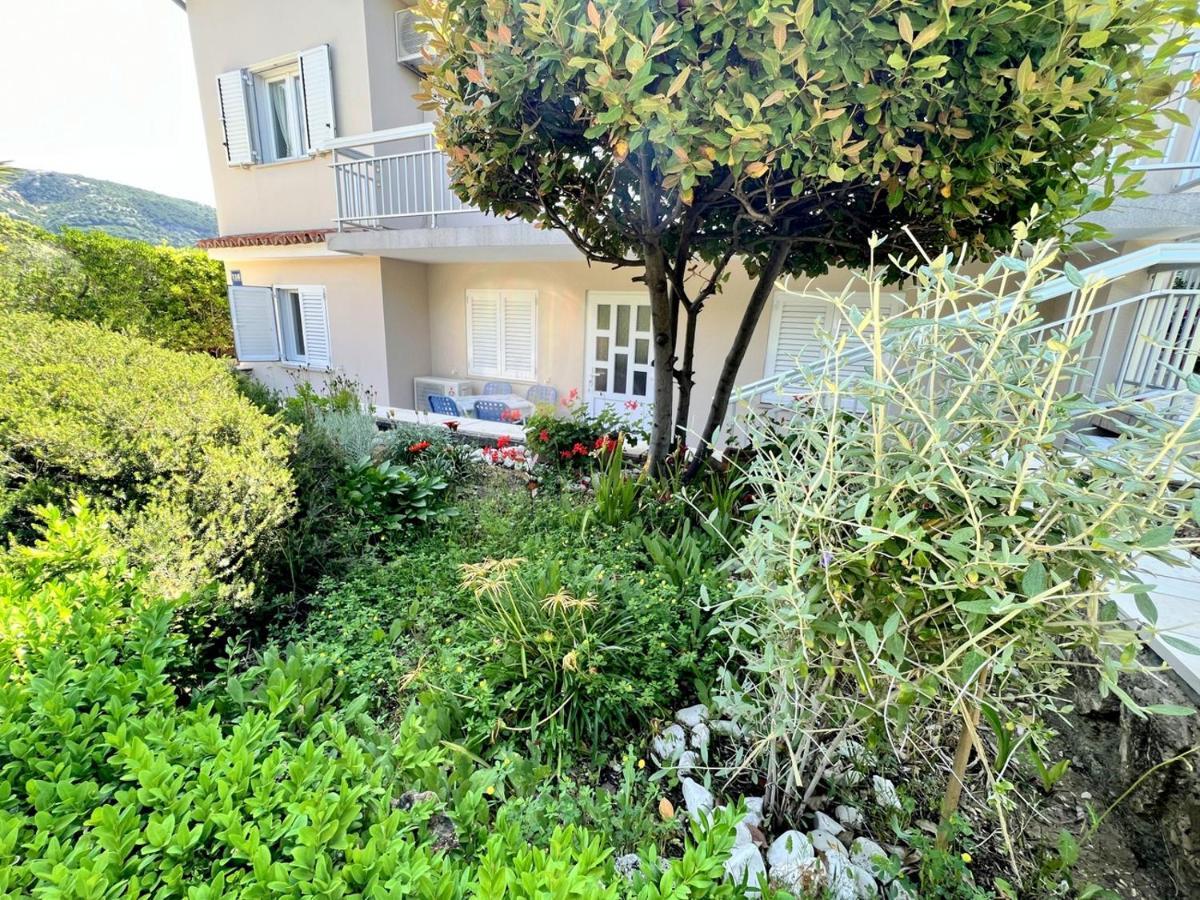 Miramar Gardenn Apartmment Banjol Kültér fotó